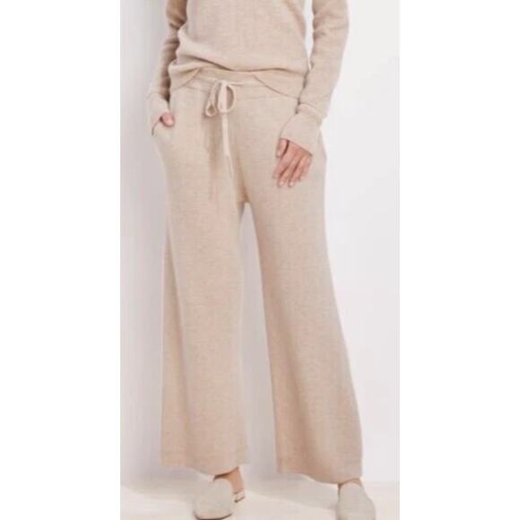 Vineyard Vines soft wool blend knit pull on soft wide leg pants, size small - Picture 1 of 13